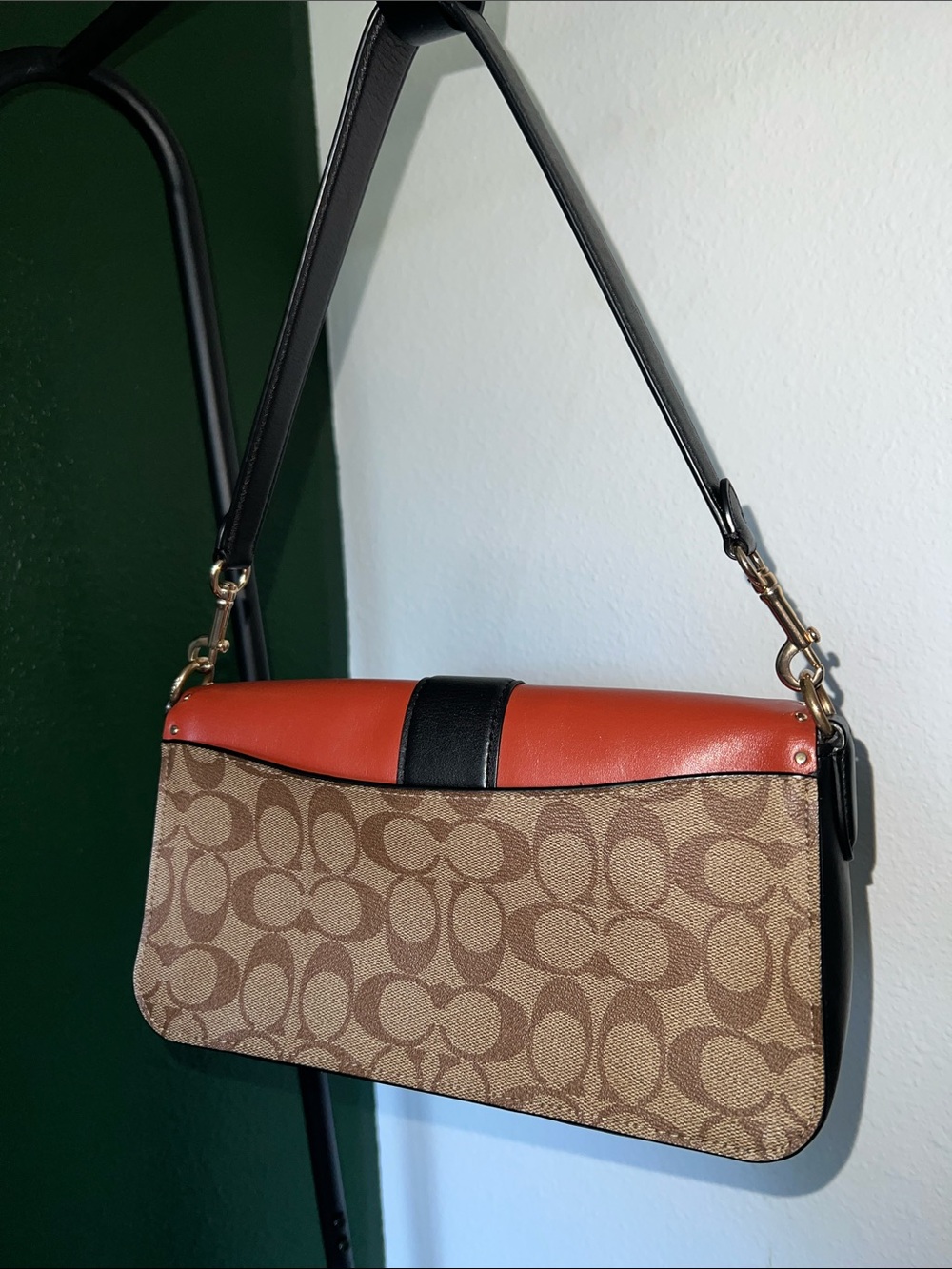 Coach Shoulder tabby Bag with Leather Flap buckle detail - Picture 3 of 5